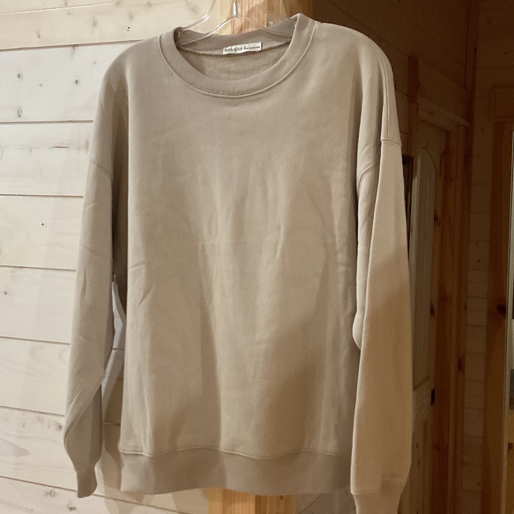 Zenana Outfitters Tan Sweatshirt